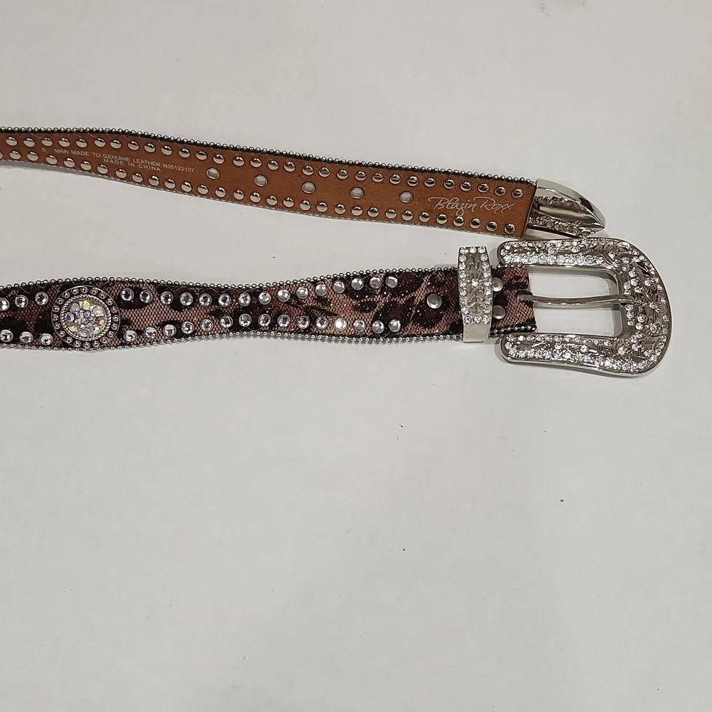 Blazin Roxx Women's Mossy Oak Embellished Belt Size Small